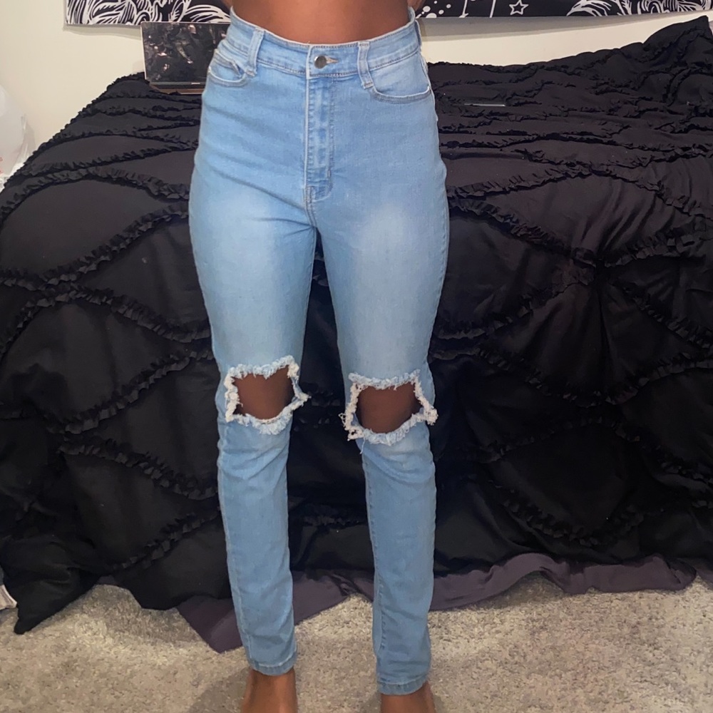 Light Wash High Waist Ripped Jeans